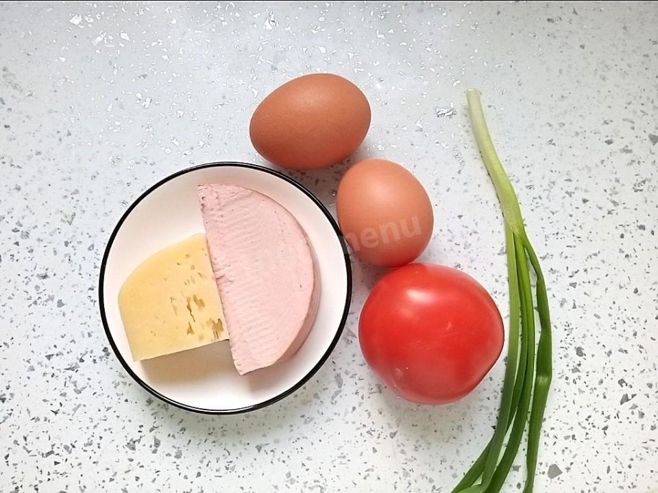  :     