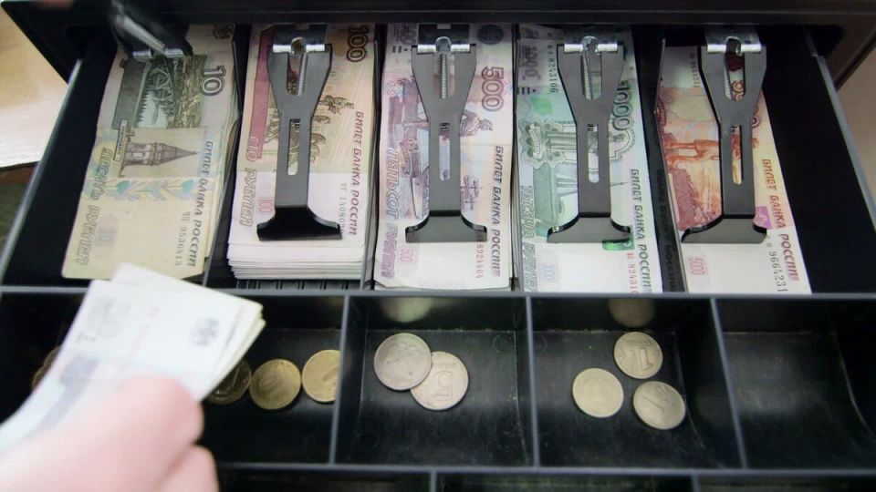 Неожиданный поворот: управляющая кафе победила работодателя в суде на фоне двойной бухгалтерии