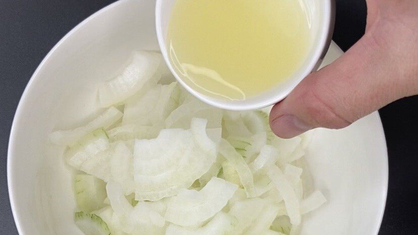 Секрет простого и вкусного салата: как быстро приготовить идеальный домашний деликатес