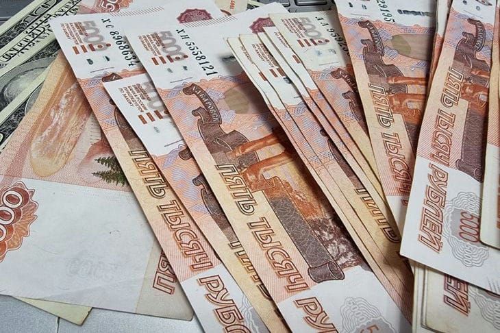 Как перестать тратить деньги: 4 совета от экономистов