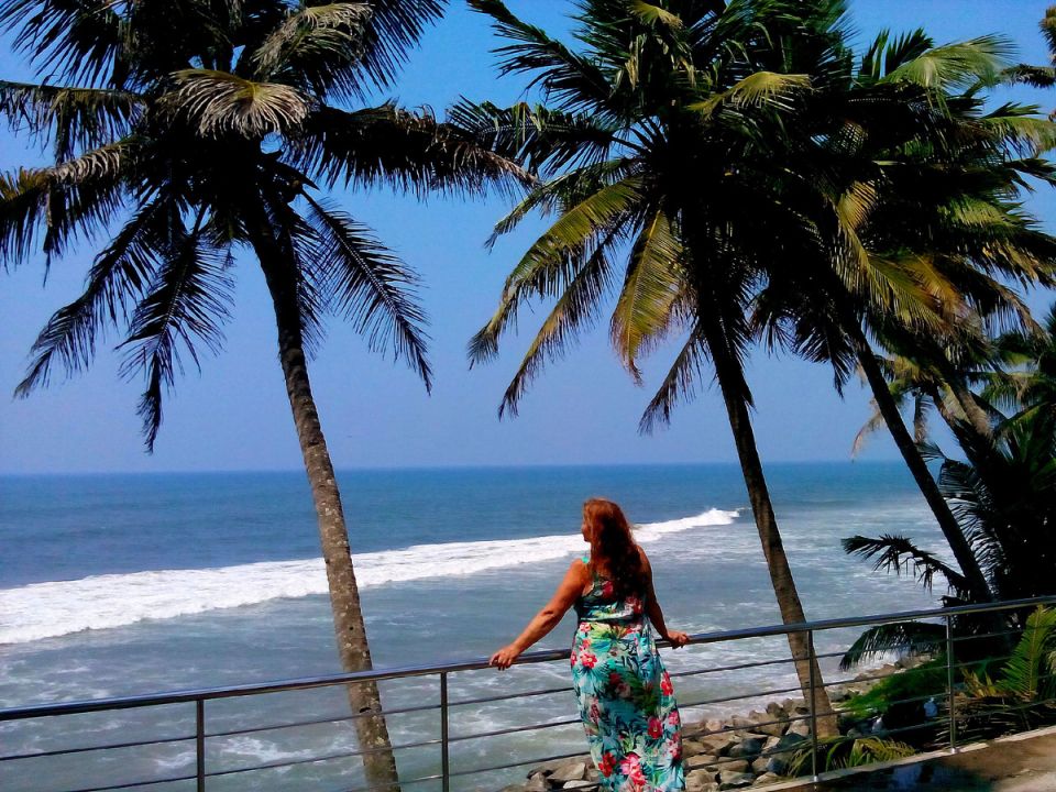 Одиночество: как общественные стереотипы формируют чувство неполноценности