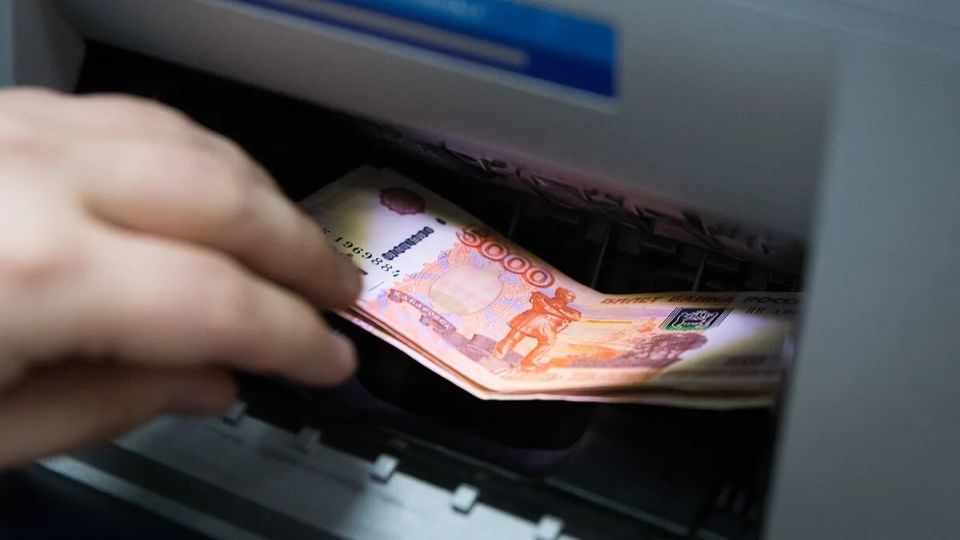 Новый эксперимент с выплатами: как изменятся пособия на детей в России?