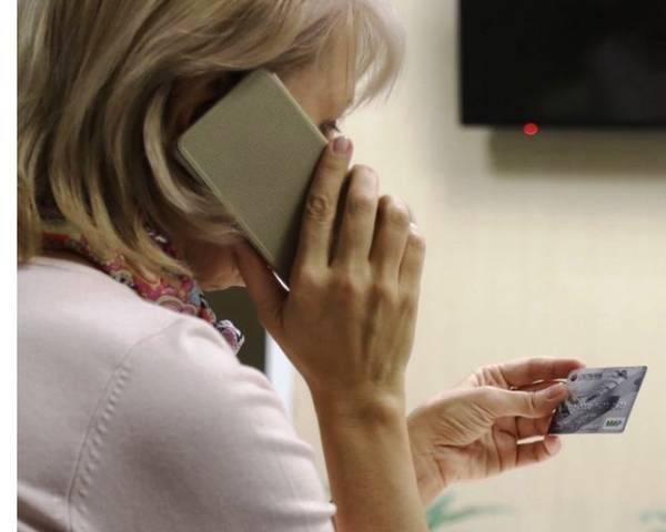 Как экран смартфона стал инструментом мошенников