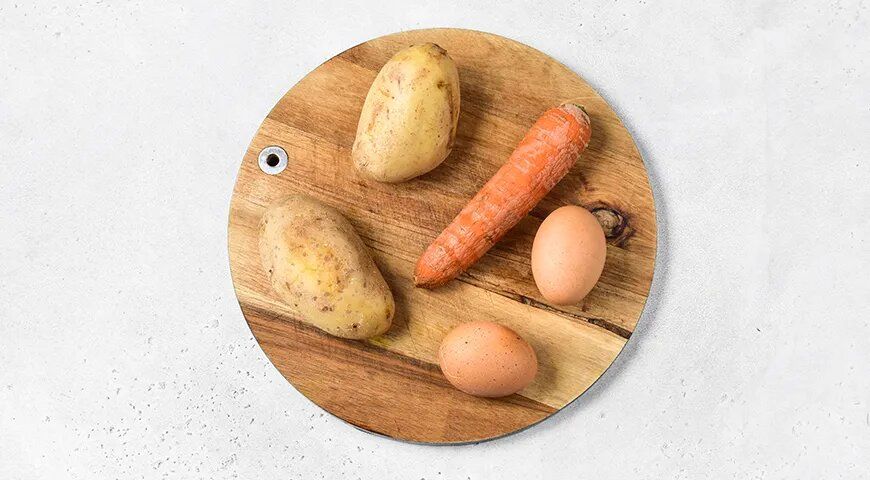 Мимоза с ананасами: вкусный рецепт для яркого стола