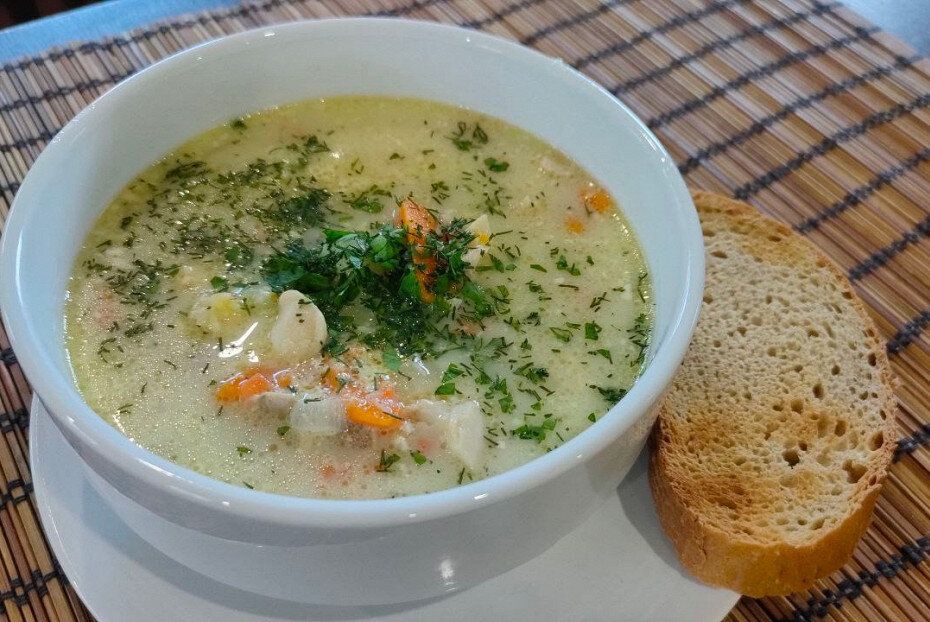 Суп на курином бульоне с чечевицей и сливками: простой домашний рецепт