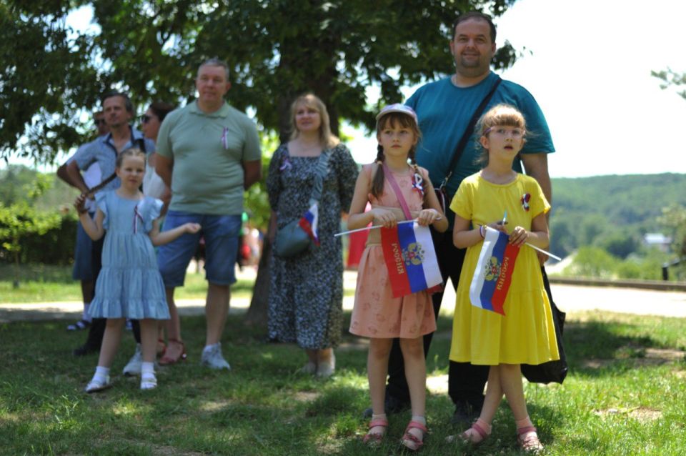 В Майкопе отметят День России