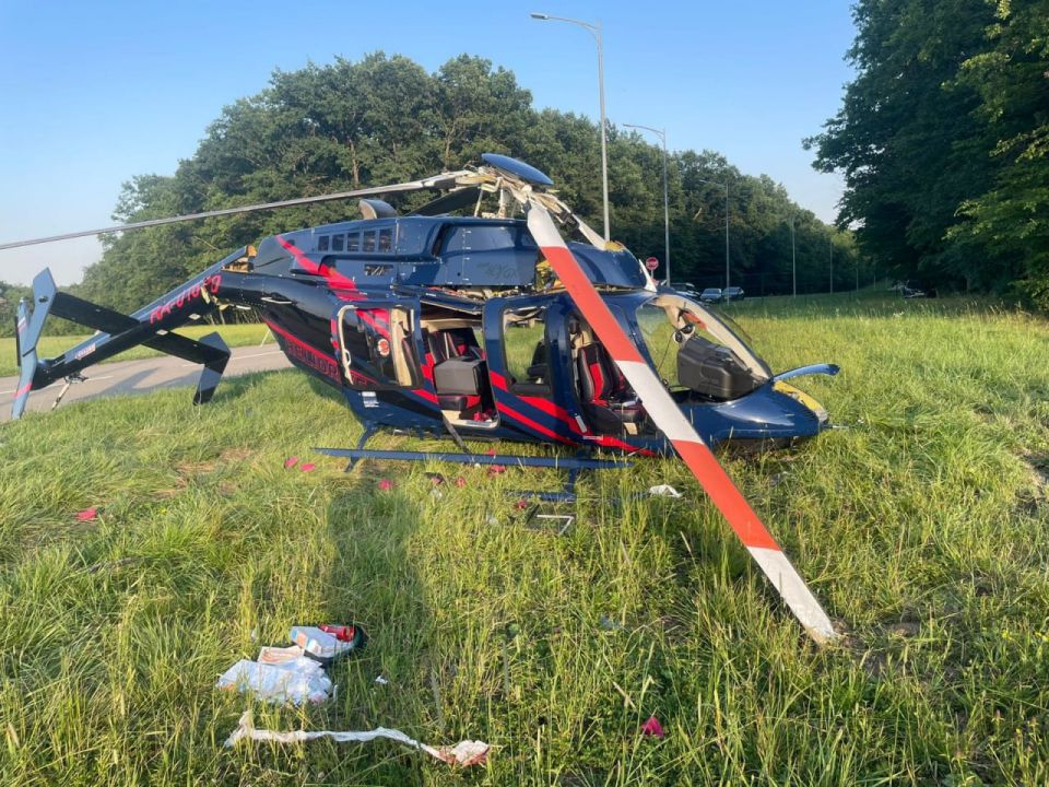 Вертолет &quot;Bell-407&quot; совершил жесткую посадку в Республике Адыгея, сообщили в Южной транспортной прокуратуре