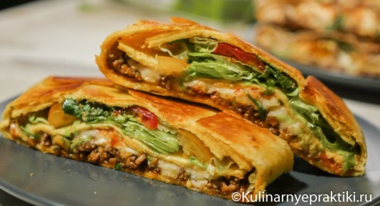  Crunchwrap:   