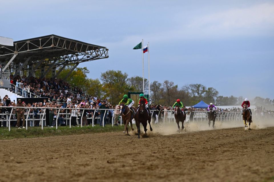 Мурат Кумпилов: Порадовали и сами скачки. Лошади всегда были верными спутниками адыгов
