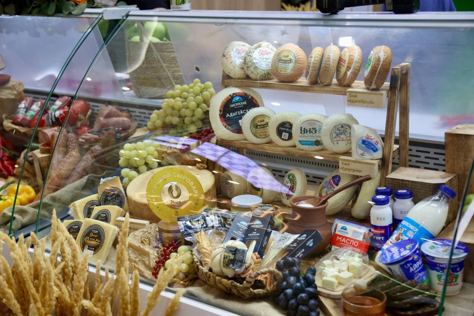 Мурат Кумпилов: Адыгея принимает участие в главном деловом событии страны в сфере сельского хозяйства – Российской агропромышленной выставке «Золотая осень»