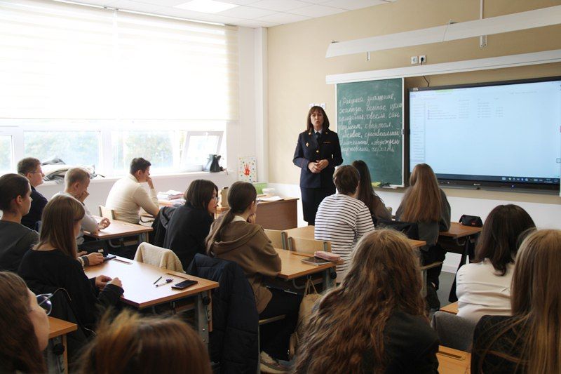 В Адыгее учащиеся полицейского класса узнали о деятельности отдела информации и общественных связей республиканского МВД