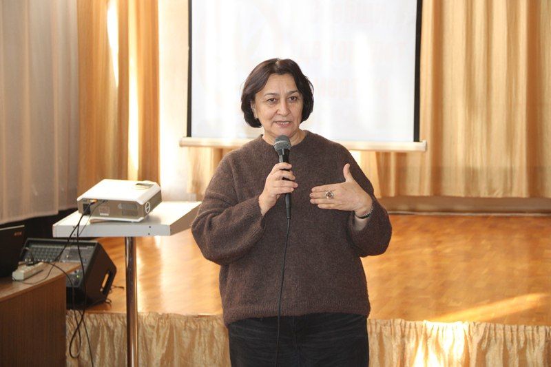 В Адыгее в рамках акции «Сообщи, где торгуют смертью!» полицейские и общественники встретились со школьниками