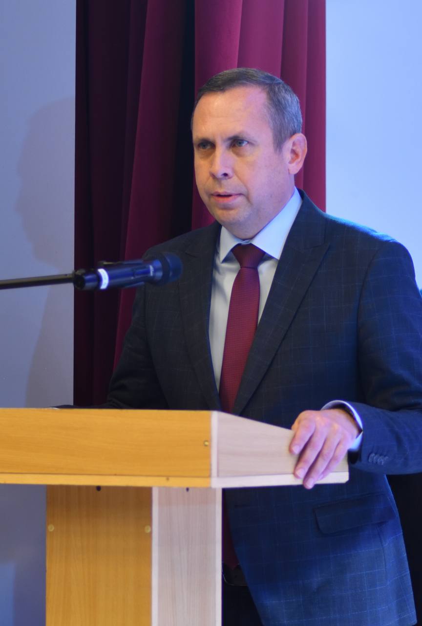 Геннадий Митрофанов: В преддверии празднования Дня ветерана Республики Адыгея принял участие в торжественном собрании, посвященном 15-летию со дня учреждения знаменательной даты Геннадий Митрофанов: В преддверии празднования Дня ветерана Республики Адыгея принял участие в торжественном собрании, посвященном 15-летию со дня учреждения знаменательной даты