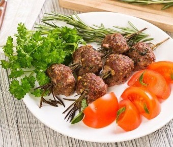 Мясные шарики на гриле: быстрый и вкусный обед для вашего пикника