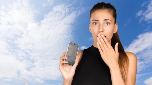 Не тратьте силы на «восстановление» телефона: это средство не спасет от царапин