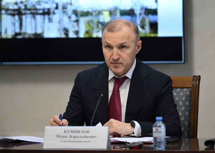 Врио министра внутренних дел Махмуд Тлюстангелов принял участие в заседании Антитеррористической комиссии в Республике Адыгея