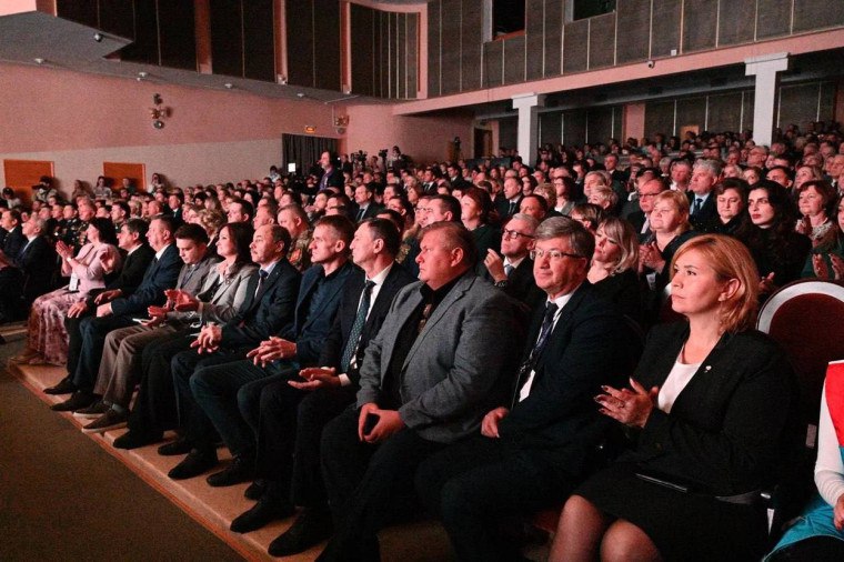 Геннадий Митрофанов: Ленинградская область принимает региональные дни III Всероссийского муниципального форума «МАЛАЯ РОДИНА – СИЛА РОССИИ», организатором мероприятия выступает ВАРМСУ Геннадий Митрофанов: Ленинградская область принимает региональные дни III Всероссийского муниципального форума «МАЛАЯ РОДИНА – СИЛА РОССИИ», организатором мероприятия выступает ВАРМСУ