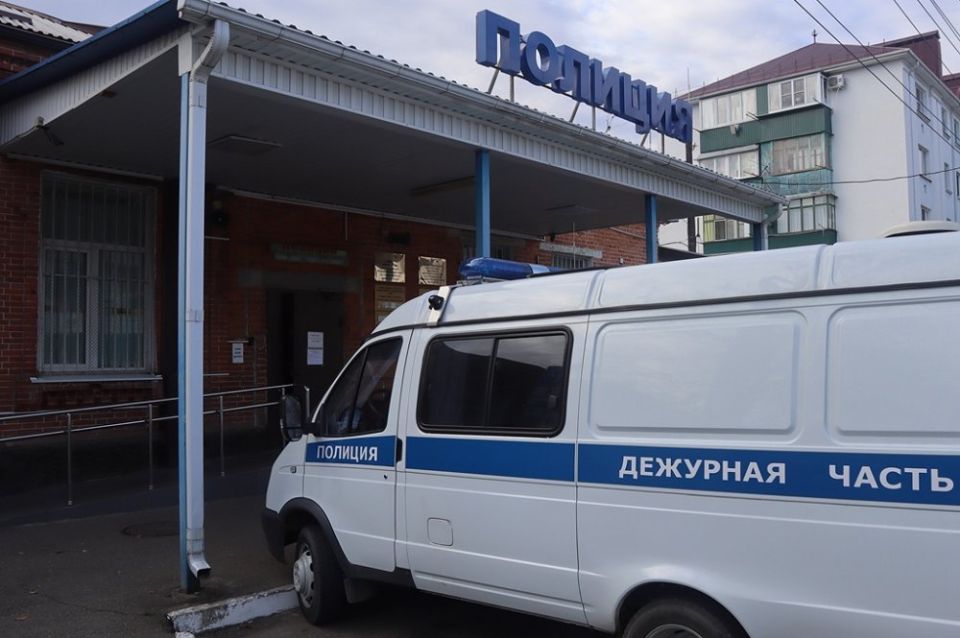 Мошенники убедили майкопчанина перевести крупную сумму на новые счета