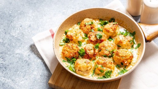 Забыли разморозить мясо — не беда: приготовьте на ужин эти сочные котлеты