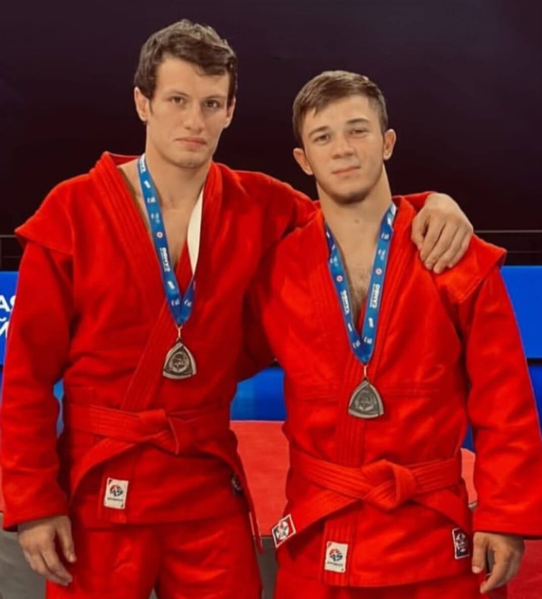 Спортсмен из Адыгеи Адам Мельгош завоевал серебро на Всероссийском турнире по самбо