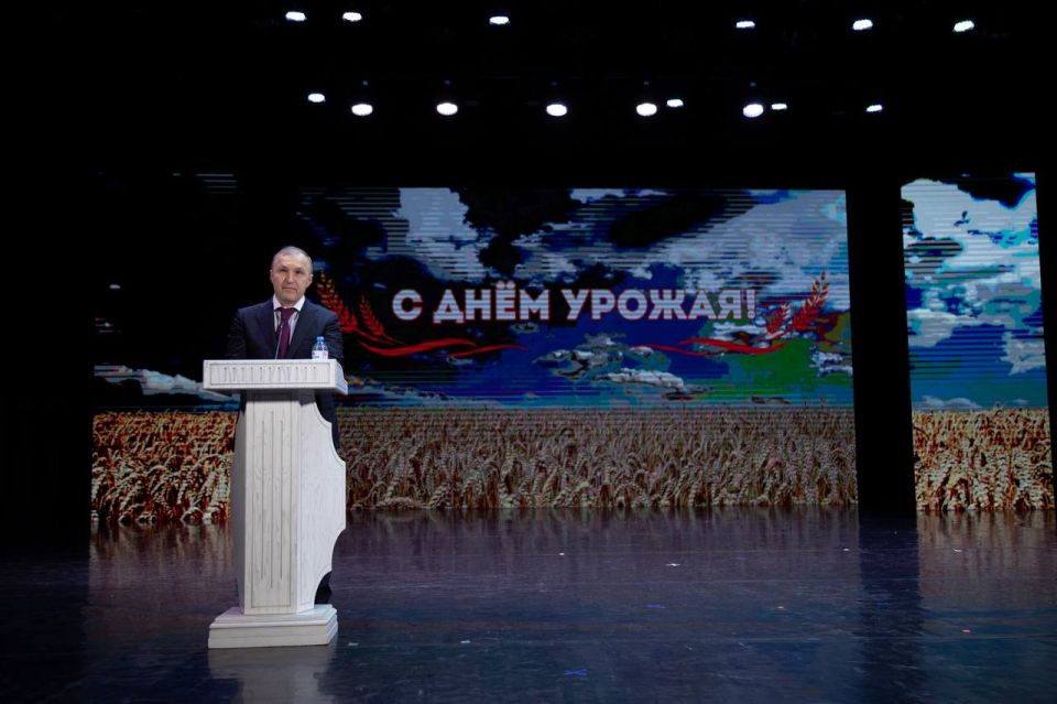 В Адыгее чествовали лидеров уборочной страды