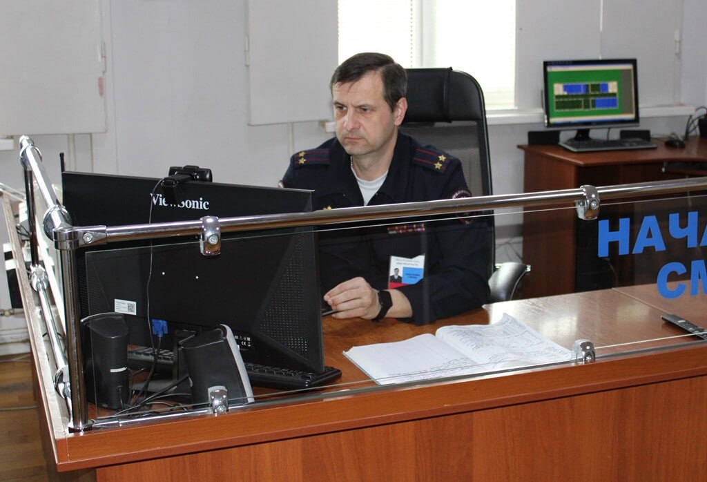 За прошедшие сутки в МВД по Адыгее поступило около 250 заявлений и сообщений от граждан За прошедшие сутки в МВД по Адыгее поступило около 250 заявлений и сообщений от граждан