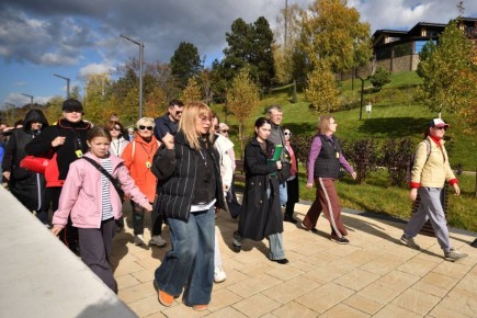 В столице Адыгеи прошла пешеходная экскурсия по достопримечательностям города