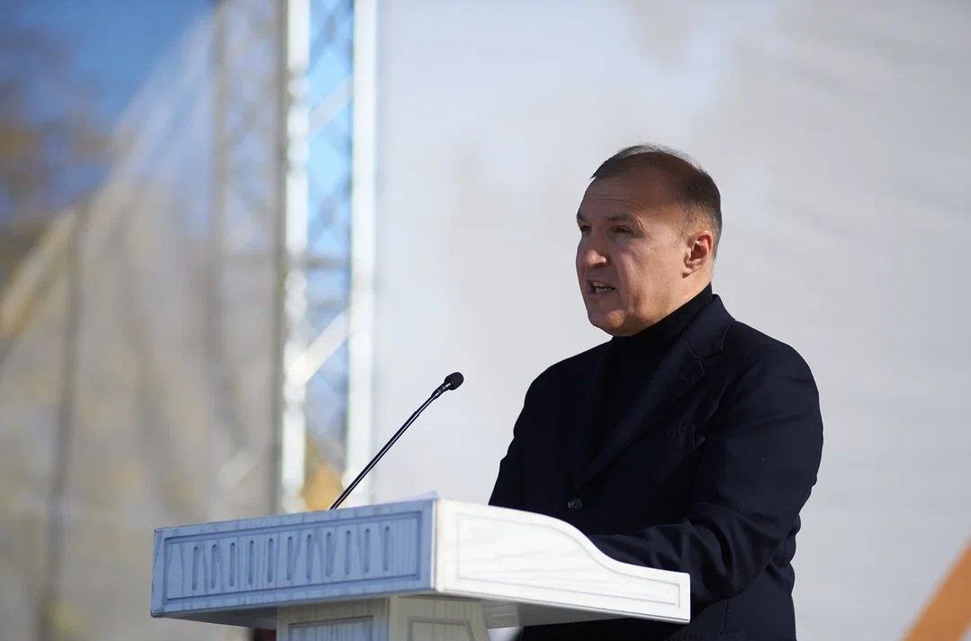 В Адыгее отметили один из самых колоритных государственных праздников — День народного единства В Адыгее отметили один из самых колоритных государственных праздников — День народного единства