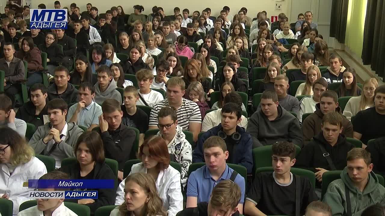 «Единая Россия» провела уроки безопасности дорожного движения для студентов Политехнического колледжа МГТУ