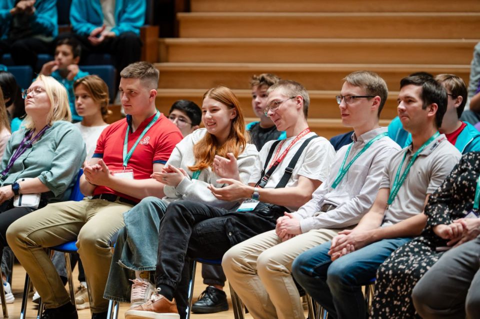 Школьники из Адыгеи участвуют в ноябрьской математической программе, которая проходит в образовательном центре «Сириус» Школьники из Адыгеи участвуют в ноябрьской математической программе, которая проходит в образовательном центре «Сириус»