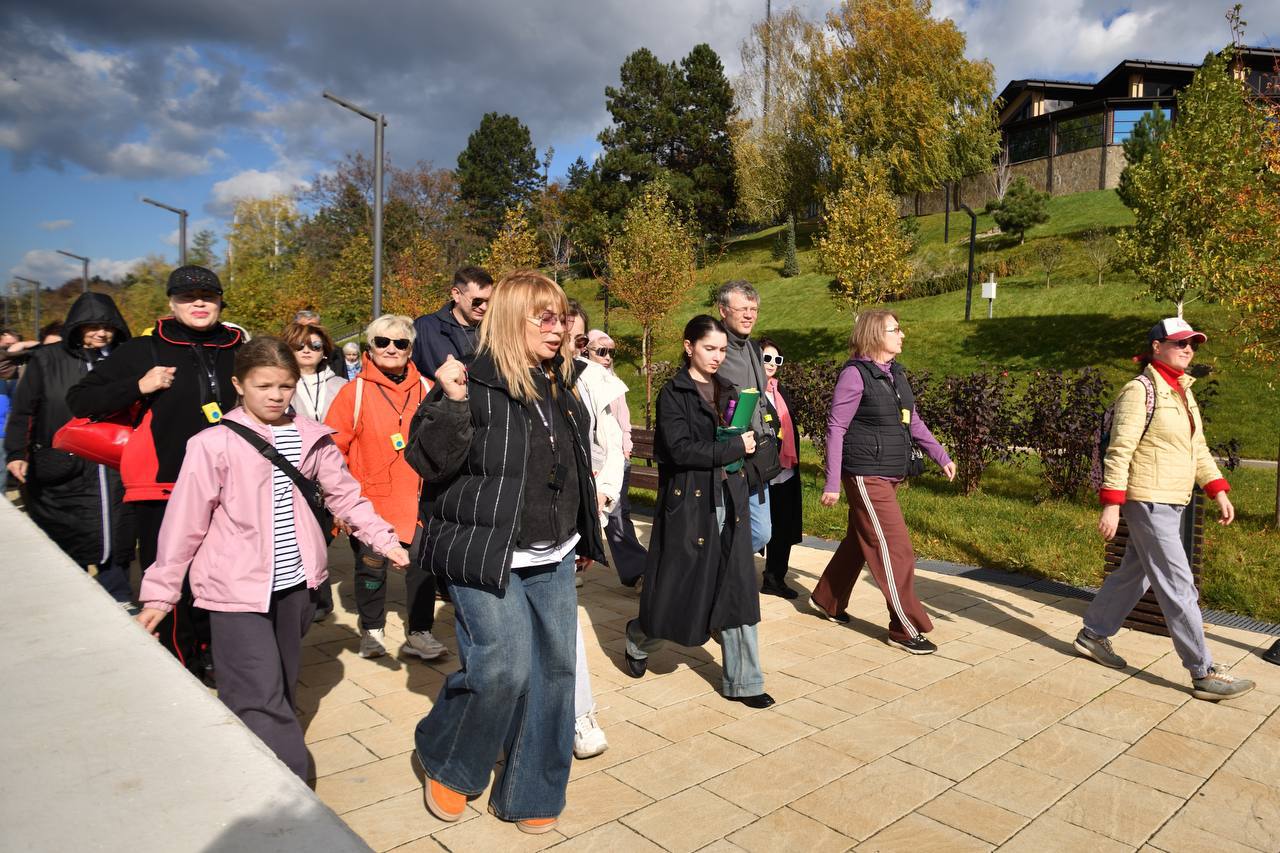 Около 50 человек приняли участие в пешеходной экскурсии по столице Адыгеи