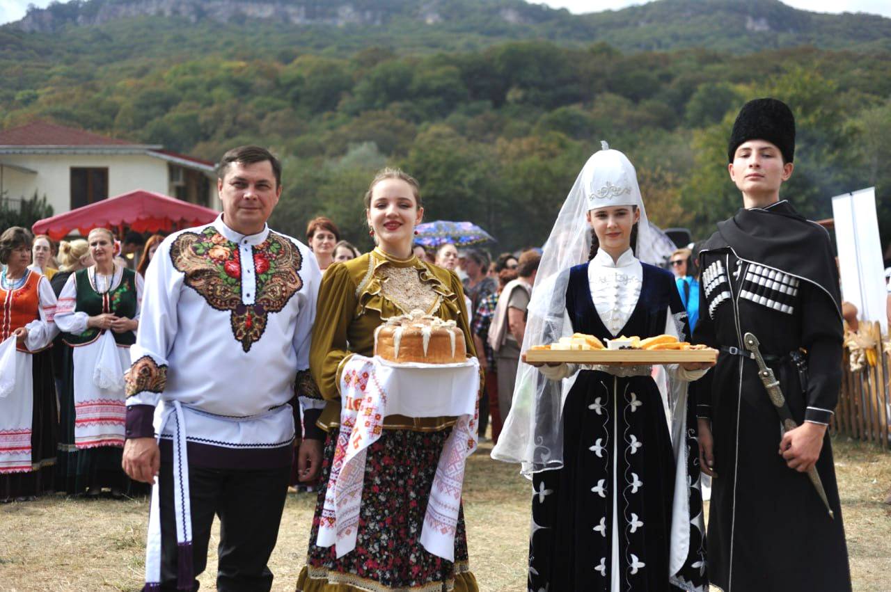 Президент России Владимир Путин поддержал инициативу объявить 2026 год годом единства народов России