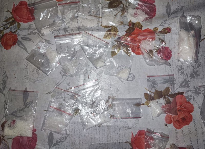 В городе Майкопе сотрудниками регионального УНК задержаны двое местных жителей, занимавшихся сбытом синтетических наркотиков В городе Майкопе сотрудниками регионального УНК задержаны двое местных жителей, занимавшихся сбытом синтетических наркотиков