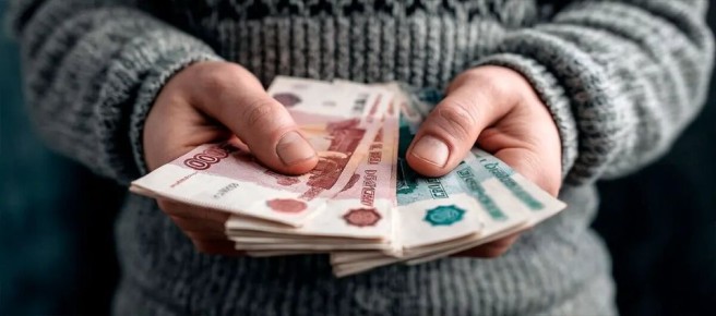 Пенсии и детские пособия: изменения в графике выплат в ноябре 2025 года