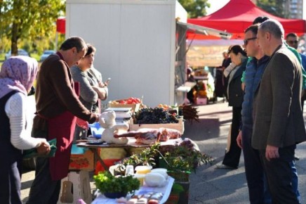 Майкопчан и гостей столицы пригласили на ярмарки выходного дня