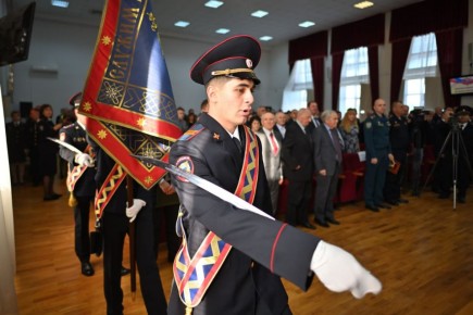 Мурат Кумпилов: В стенах Министерства внутренних дел по Республике Адыгея состоялось торжественное собрание, посвящённое профессиональному празднику сотрудников МВД России