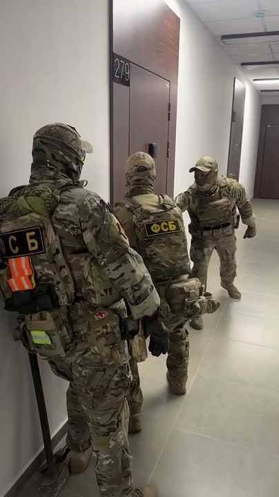 Двое жителей Томской области организовали в Адыгее незаконную деятельность кол-центра для кибермошенников