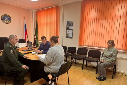 Прокурором Гиагинского района Зауром Джанчатовым совместно с военным комиссаром Гиагинского и Кошехабльского районов Республики Адыгея Игорем Ткаченко, представителем регионального отделения фонда «Защитники Отечества»...