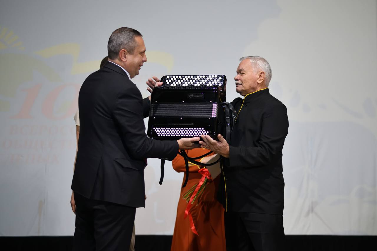 В Майкопе отметили 100-летие Всероссийского общества слепых В Майкопе отметили 100-летие Всероссийского общества слепых