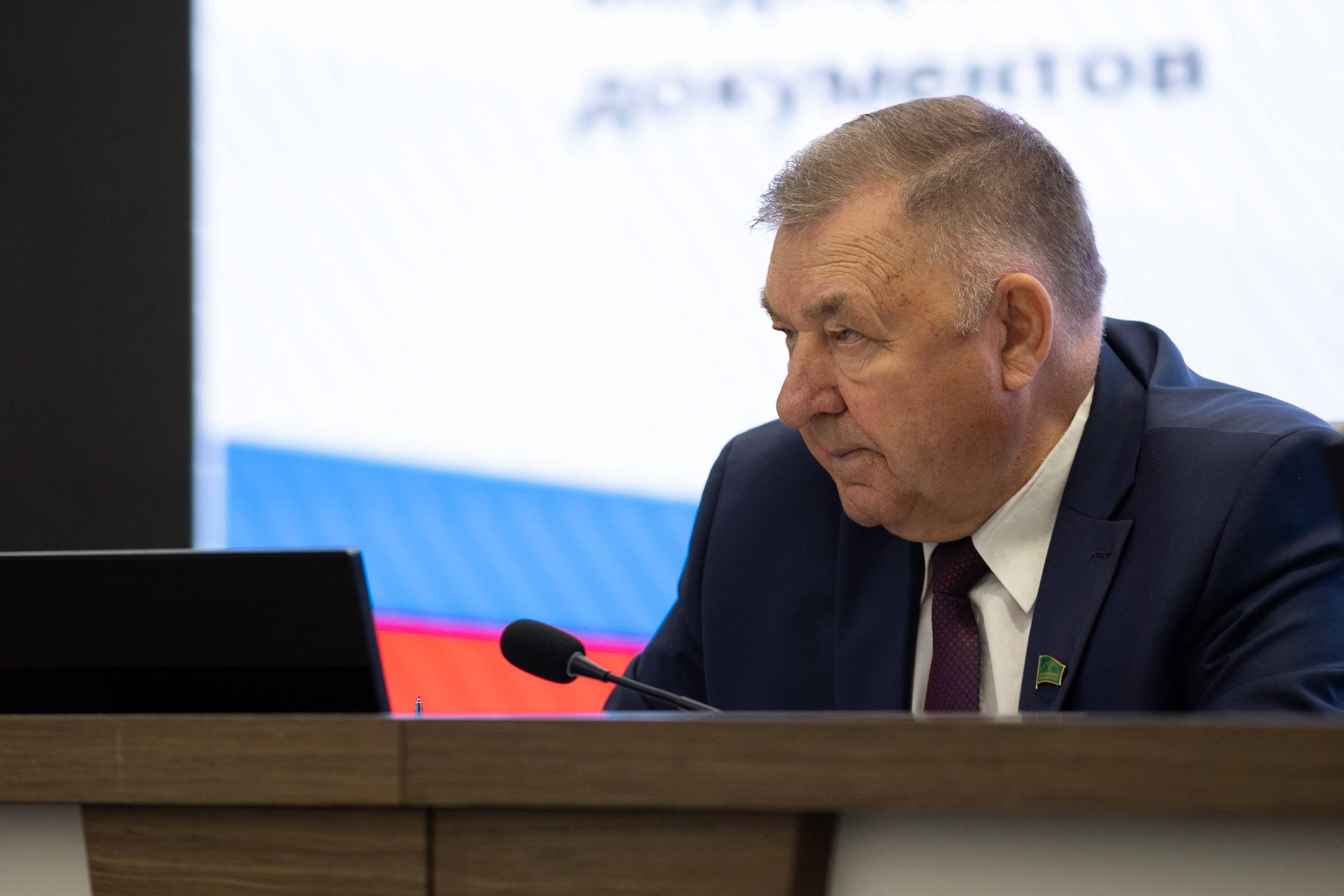 Мурат Кумпилов: Реализация ряда задач, которые обозначены Президентом РФ Владимиром Путиным по предоставлению мер поддержки участников СВО и их семей, – ключевой вопрос планёрного совещания Кабмина Адыгеи Мурат Кумпилов: Реализация ряда задач, которые обозначены Президентом РФ Владимиром Путиным по предоставлению мер поддержки участников СВО и их семей, – ключевой вопрос планёрного совещания Кабмина Адыгеи