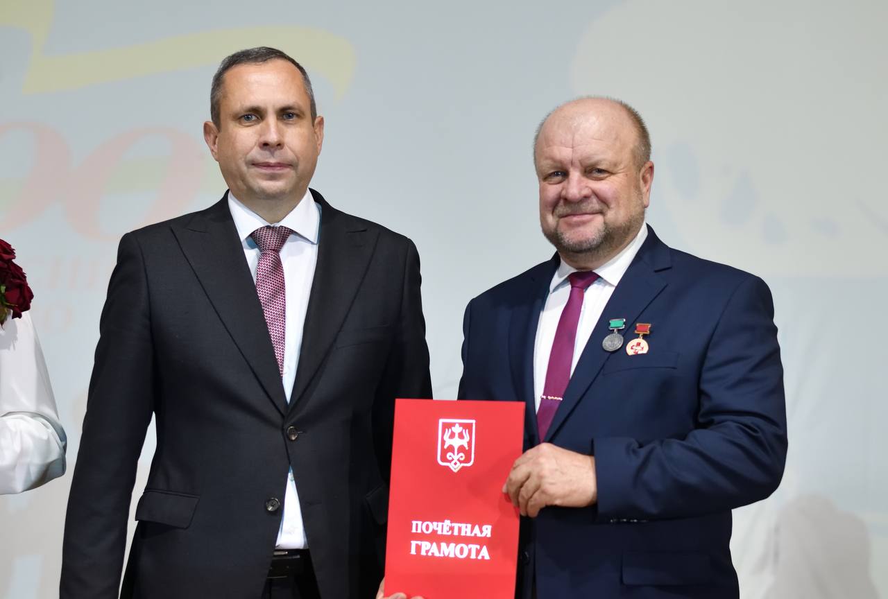 В Майкопе отметили 100-летие Всероссийского общества слепых В Майкопе отметили 100-летие Всероссийского общества слепых