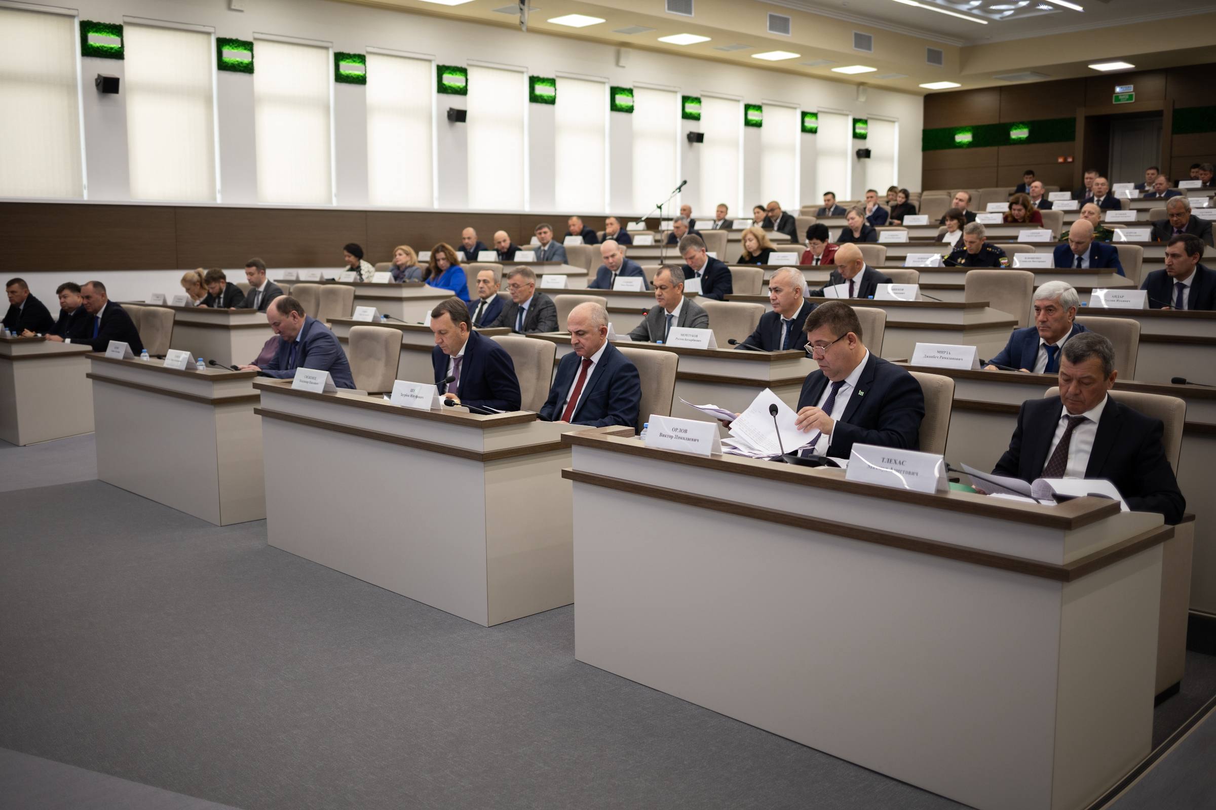 Мурат Кумпилов: Реализация ряда задач, которые обозначены Президентом РФ Владимиром Путиным по предоставлению мер поддержки участников СВО и их семей, – ключевой вопрос планёрного совещания Кабмина Адыгеи Мурат Кумпилов: Реализация ряда задач, которые обозначены Президентом РФ Владимиром Путиным по предоставлению мер поддержки участников СВО и их семей, – ключевой вопрос планёрного совещания Кабмина Адыгеи