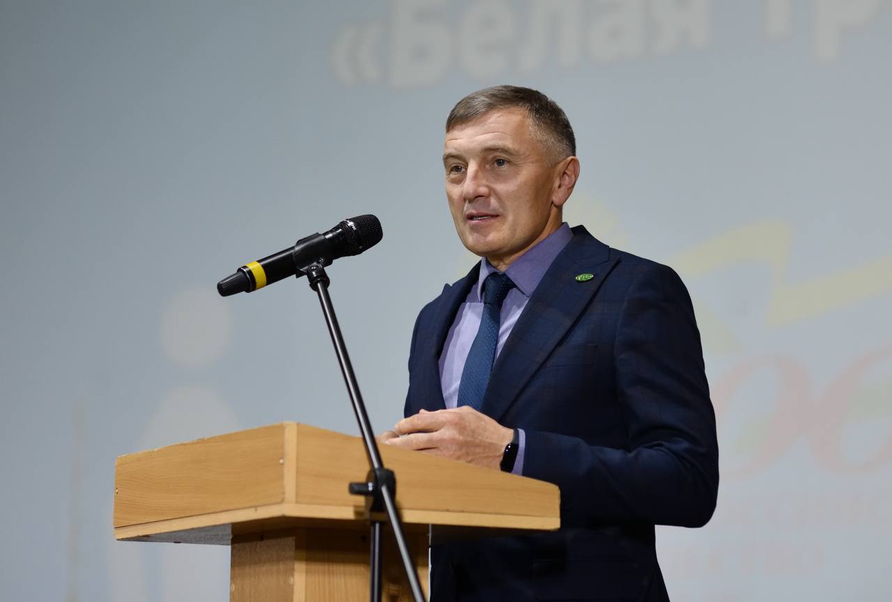 В Майкопе отметили 100-летие Всероссийского общества слепых В Майкопе отметили 100-летие Всероссийского общества слепых