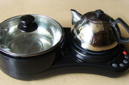 Как заставить индукционную плиту сиять чистотой: не тратьтесь на «химию»