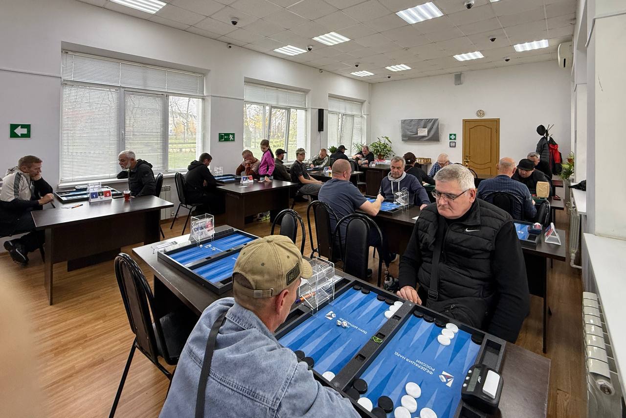 В столице Адыгеи проходит Открытый чемпионат по нардам на Кубок защитников Отечества В столице Адыгеи проходит Открытый чемпионат по нардам на Кубок защитников Отечества