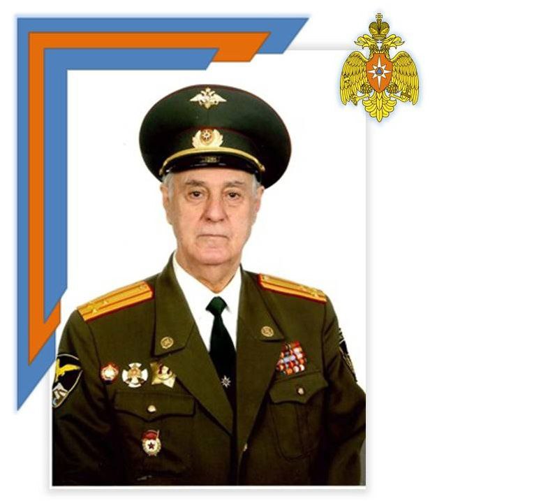 Руководство МЧС Адыгеи поздравило дорогого ветерана с юбилеем Руководство МЧС Адыгеи поздравило дорогого ветерана с юбилеем