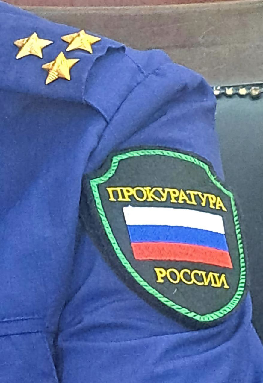 Арбитражным судом Северо-Кавказского округа рассмотрены кассационные жалобы ответчиков на постановление арбитражного суда апелляционной инстанции, которым удовлетворены требования прокурора о возложении на подрядную...