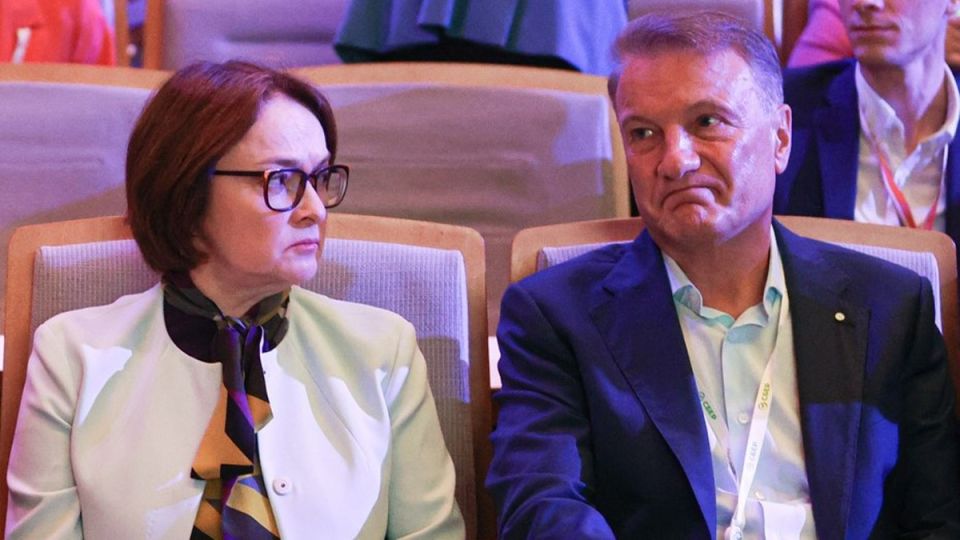 Как сохранить свои сбережения в условиях неопределенности: советы с ПМЭФ 2025