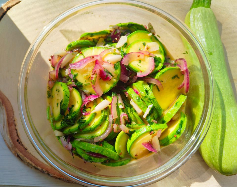 Непревзойденные маринованные цукини за считанные минуты