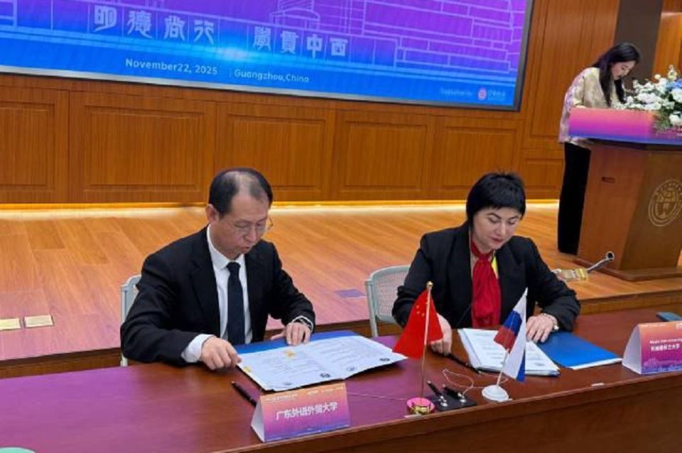 АГУ подписал соглашение о сотрудничестве с ведущим университетом Китая